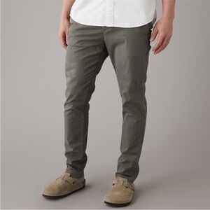 American Eagle Flex Slim Lived-In Khaki Pant
